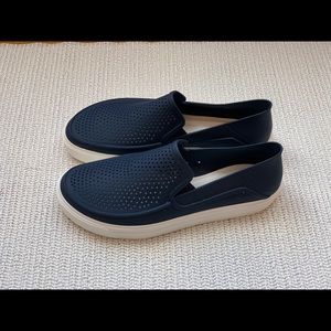 Crocs men’s waterproof rubber shoes